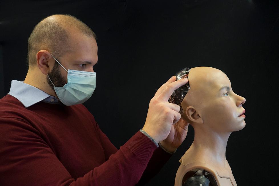 Ecco Abel, l’androide adolescente che ci aiuta a capire le emozioni 