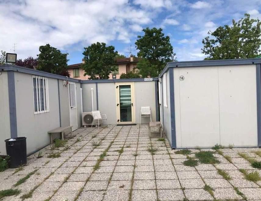 Pd: «Spogliatoi troppo costosi» Benassi: «Spesa da definire» 