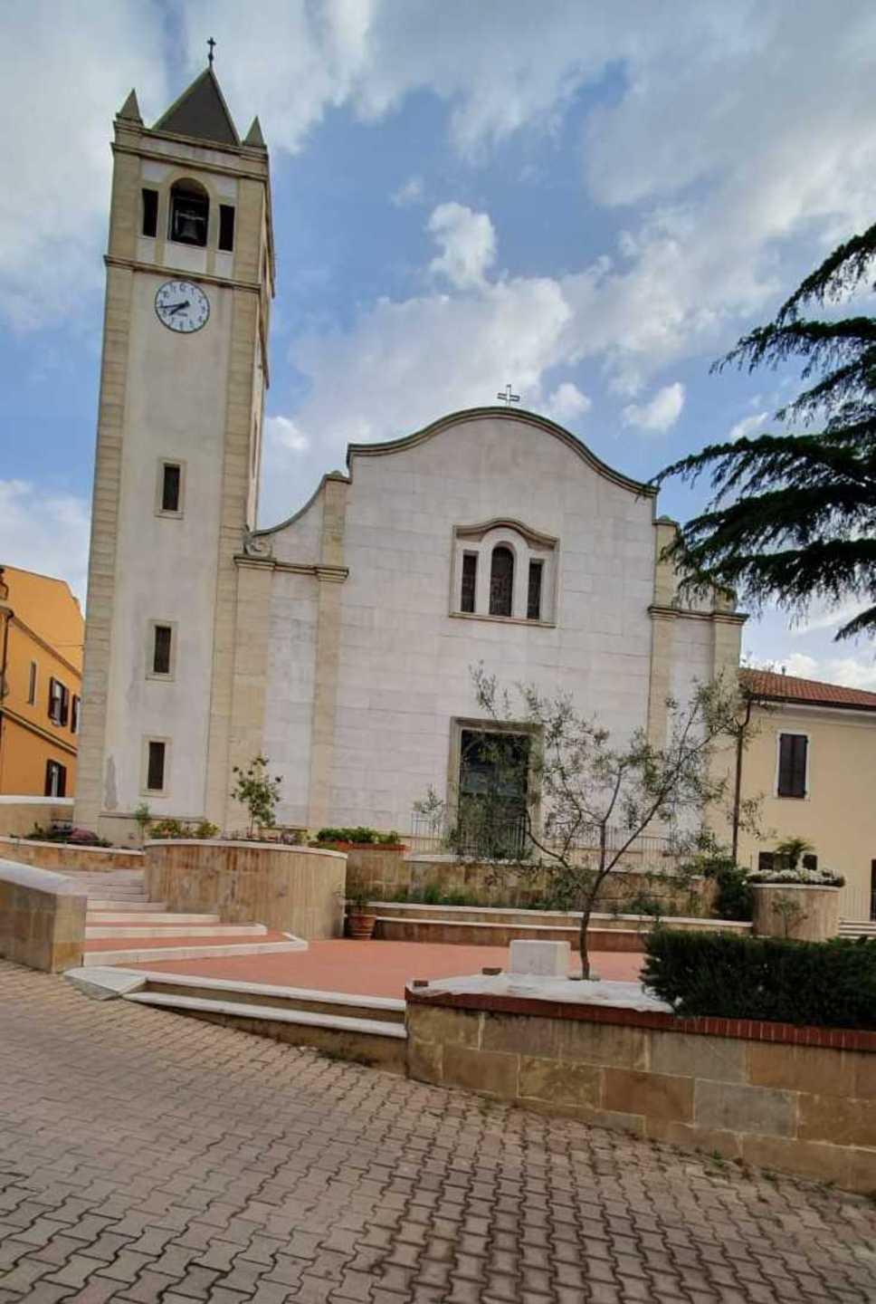 San Pietro torna al suo splendore riapre la chiesa parrocchiale