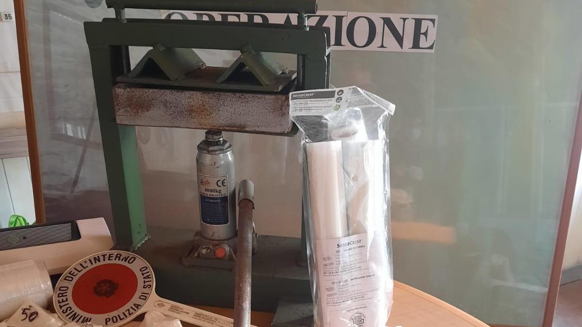 Il sequestro della Squadra mobile