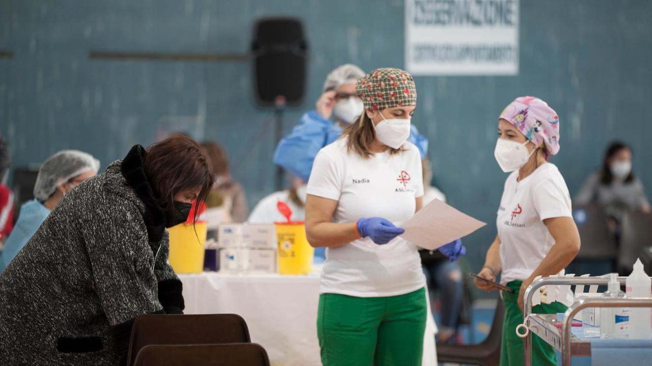 Covid, vaccini: 13.774 dosi in 24 ore, ma la Sardegna è sempre ultima in Italia