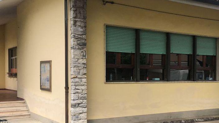la scuola primaria di Casabianca verrà rifatta ex novo dal Comune