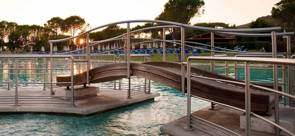 Riapre al pubblico il Parco termale Terme di Saturnia