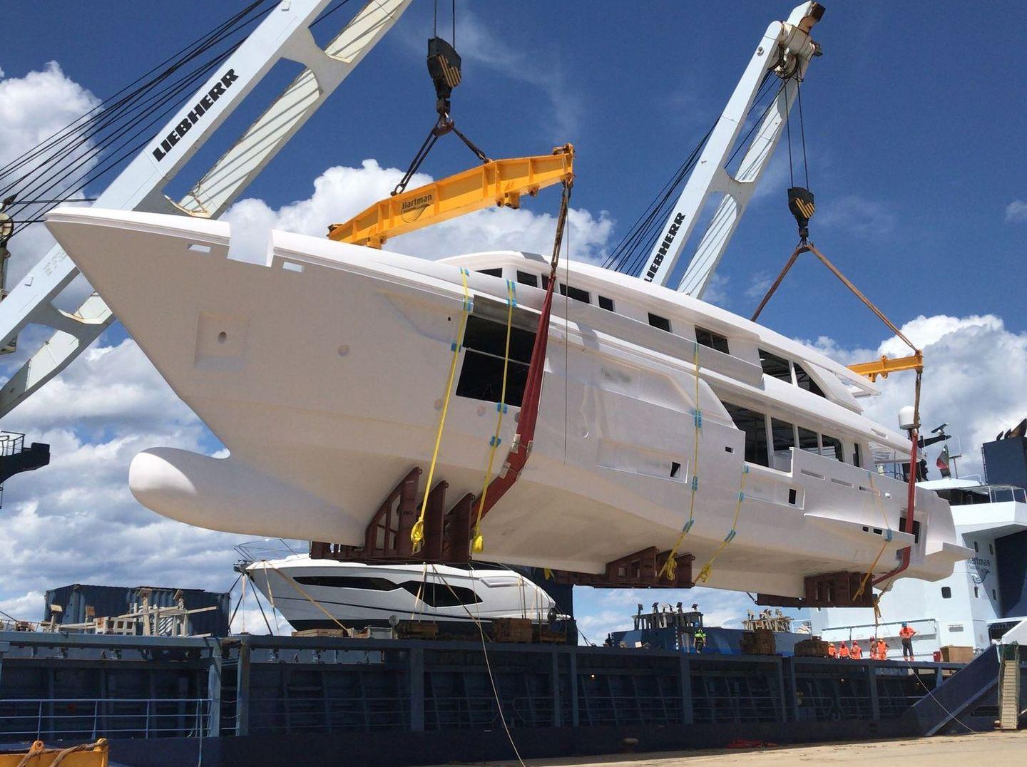 Scafi per yacht di lusso realizzati dalla B. Metal 