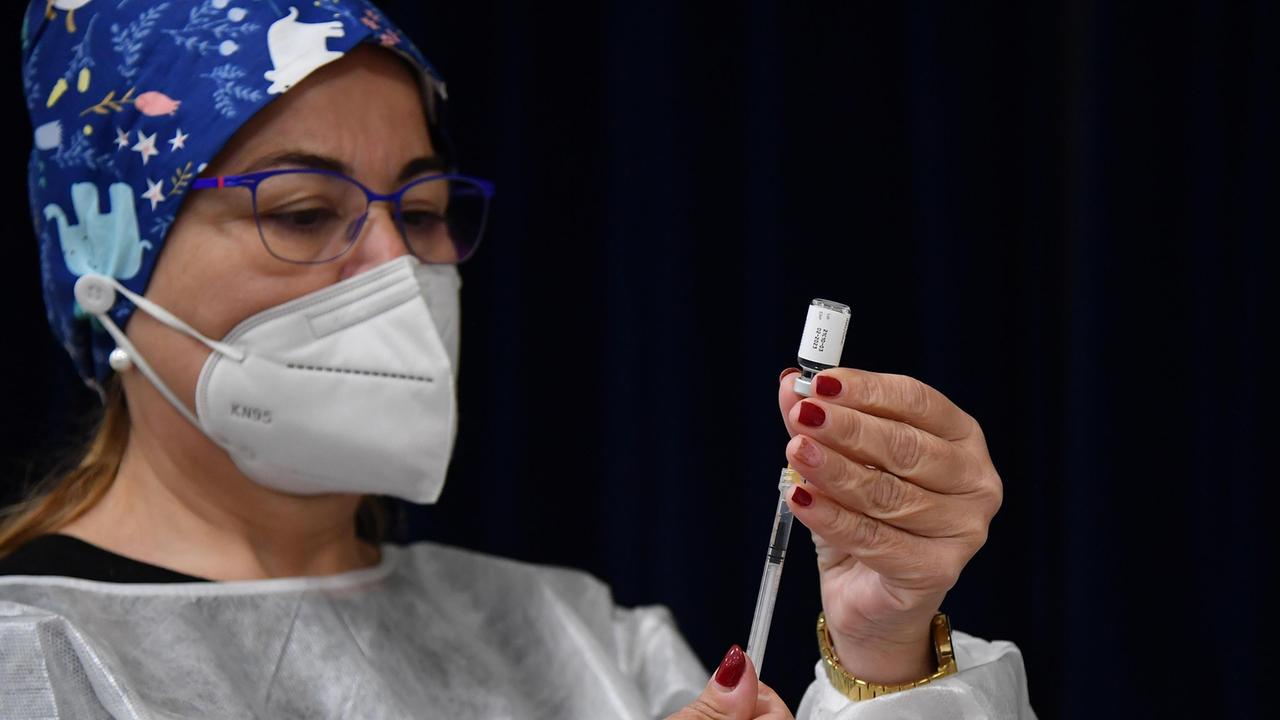 Vaccini, somministrate dosi al 40 per cento della popolazione in Sardegna