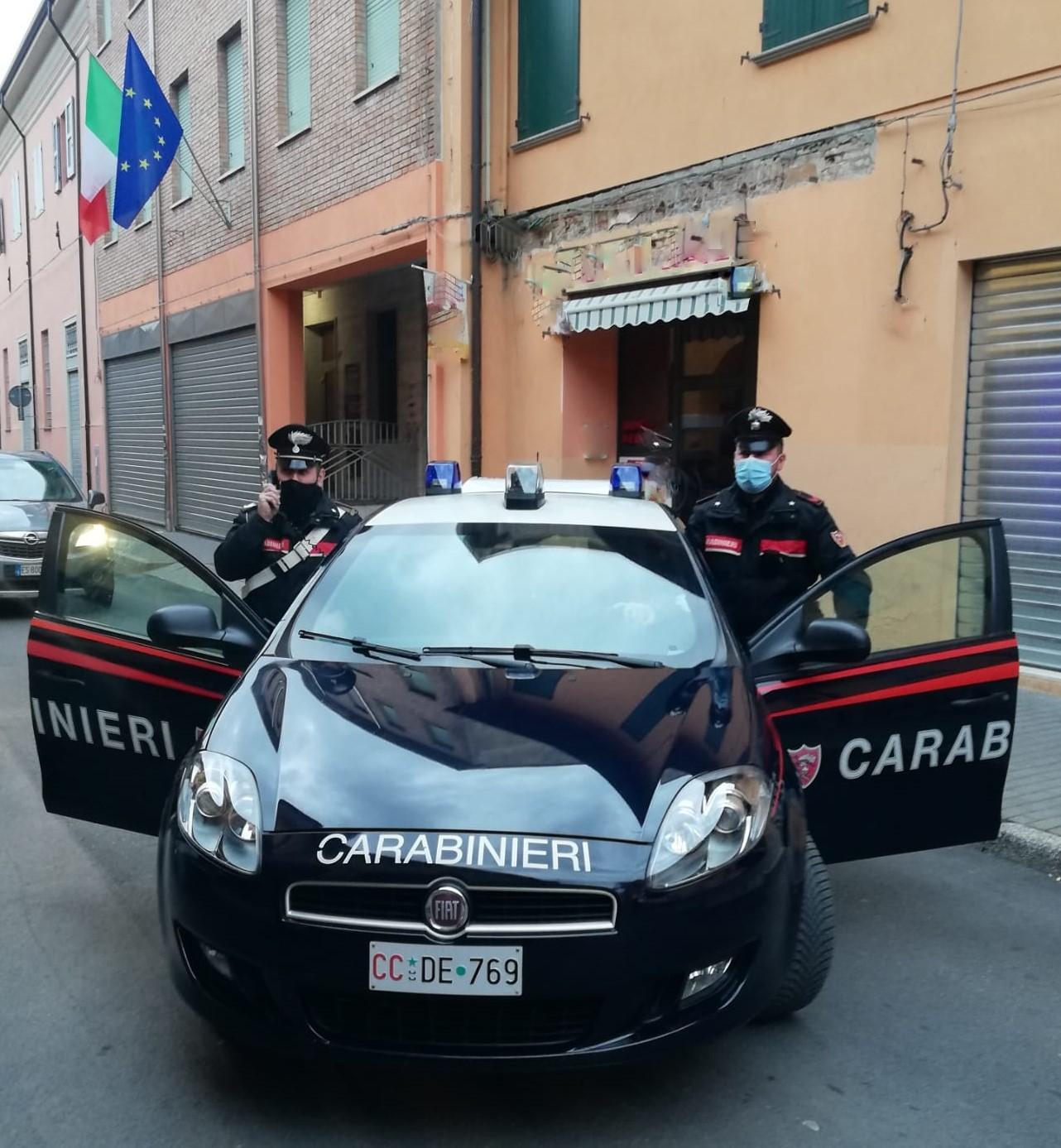 Cento, viaggia senza biglietto: denunciato 24enne