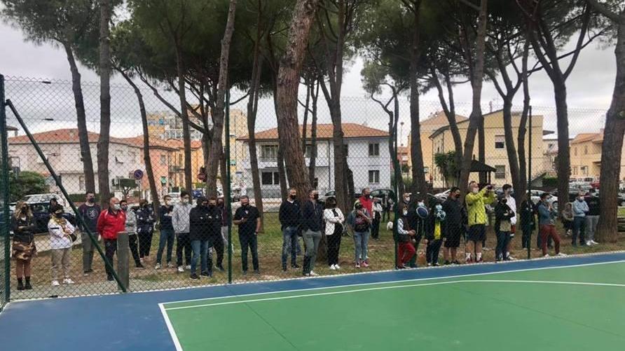 In via Napoli rinasce il campino del 30 come il numero sulla maglia di Gabriele