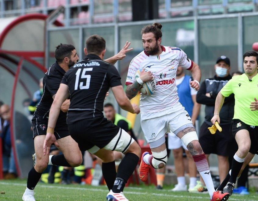 Il Petrarca gioca al Mirabello la gara perfetta Il Valorugby dà l’anima ma non fa l’impresa 