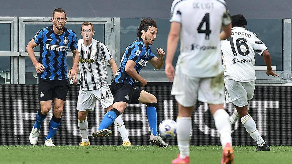 Insulti e cori per Conte Pirlo: speriamoci ancora