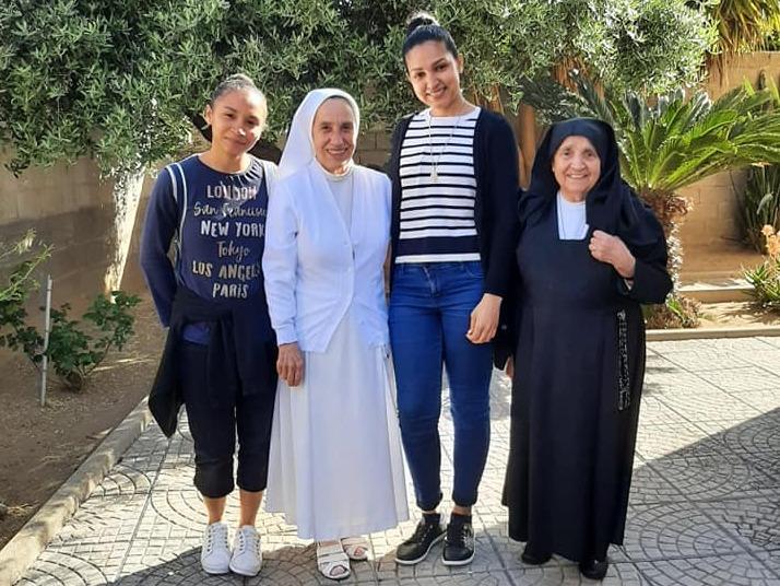 Dopo dieci anni le Giuseppine tornano a Cabras 