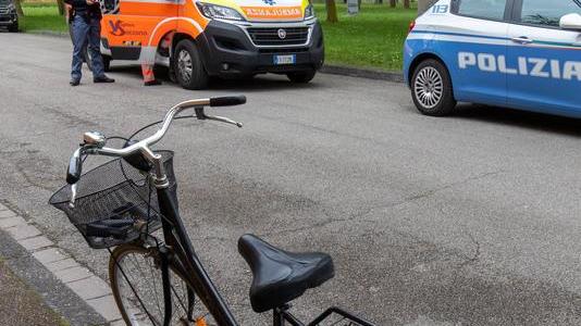 Ferrara, un nuovo scippo in strada: all’ospedale la donna derubata