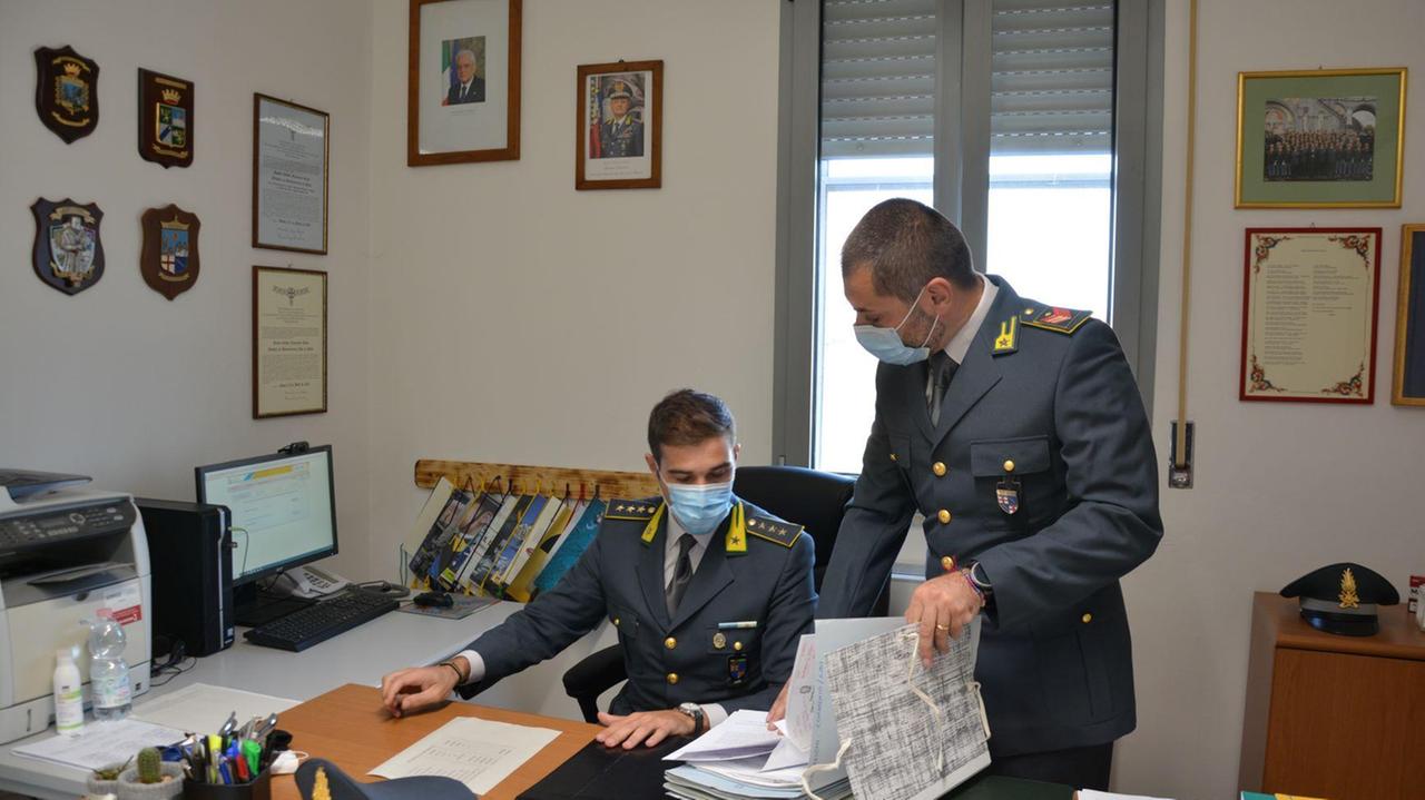 Ferrara, prendono il reddito di cittadinanza senza averne diritto: 19 denunciati