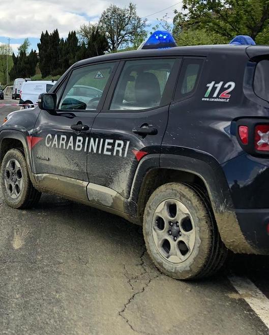 Da casa spara contro il cantiere «Ho fatto centro!», denunciato 
