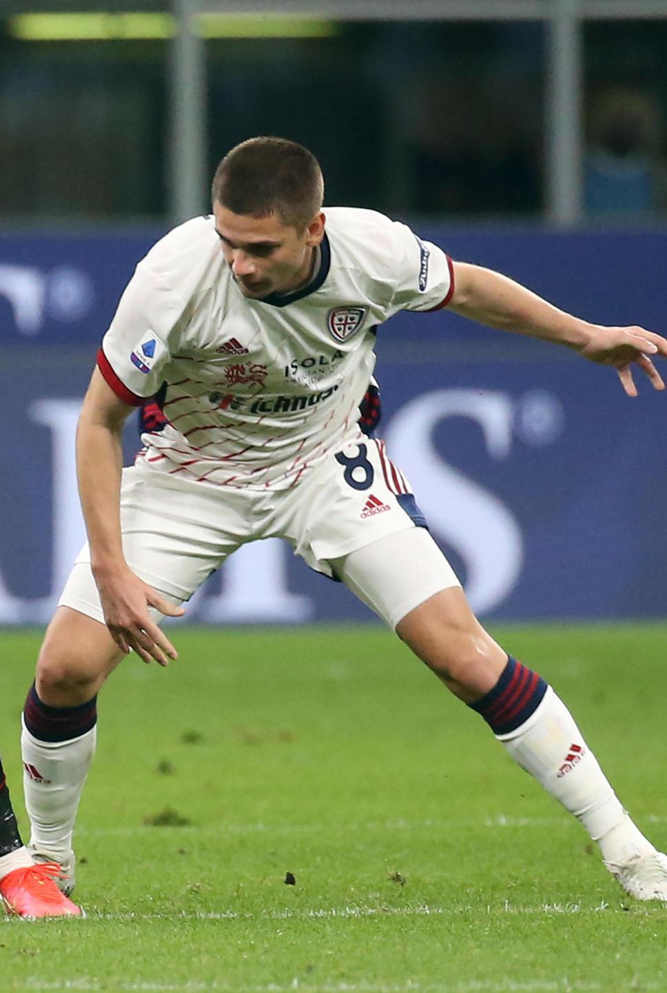 Pavoletti e Godin sfiorano il gol, Donnarumma salva i rossoneri