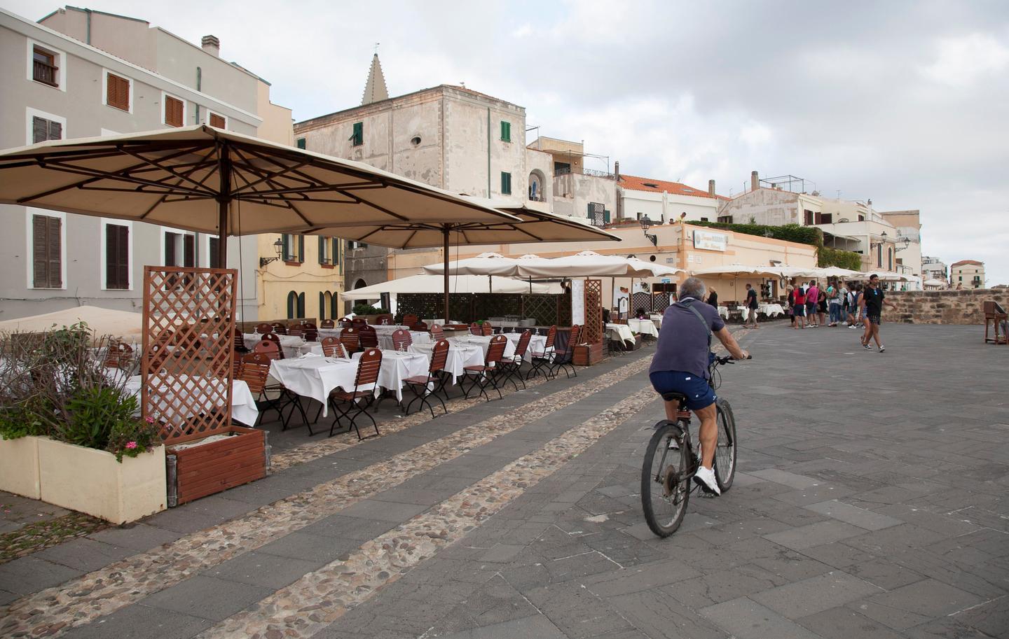 Alghero deroghe per il suolo pubblico 
