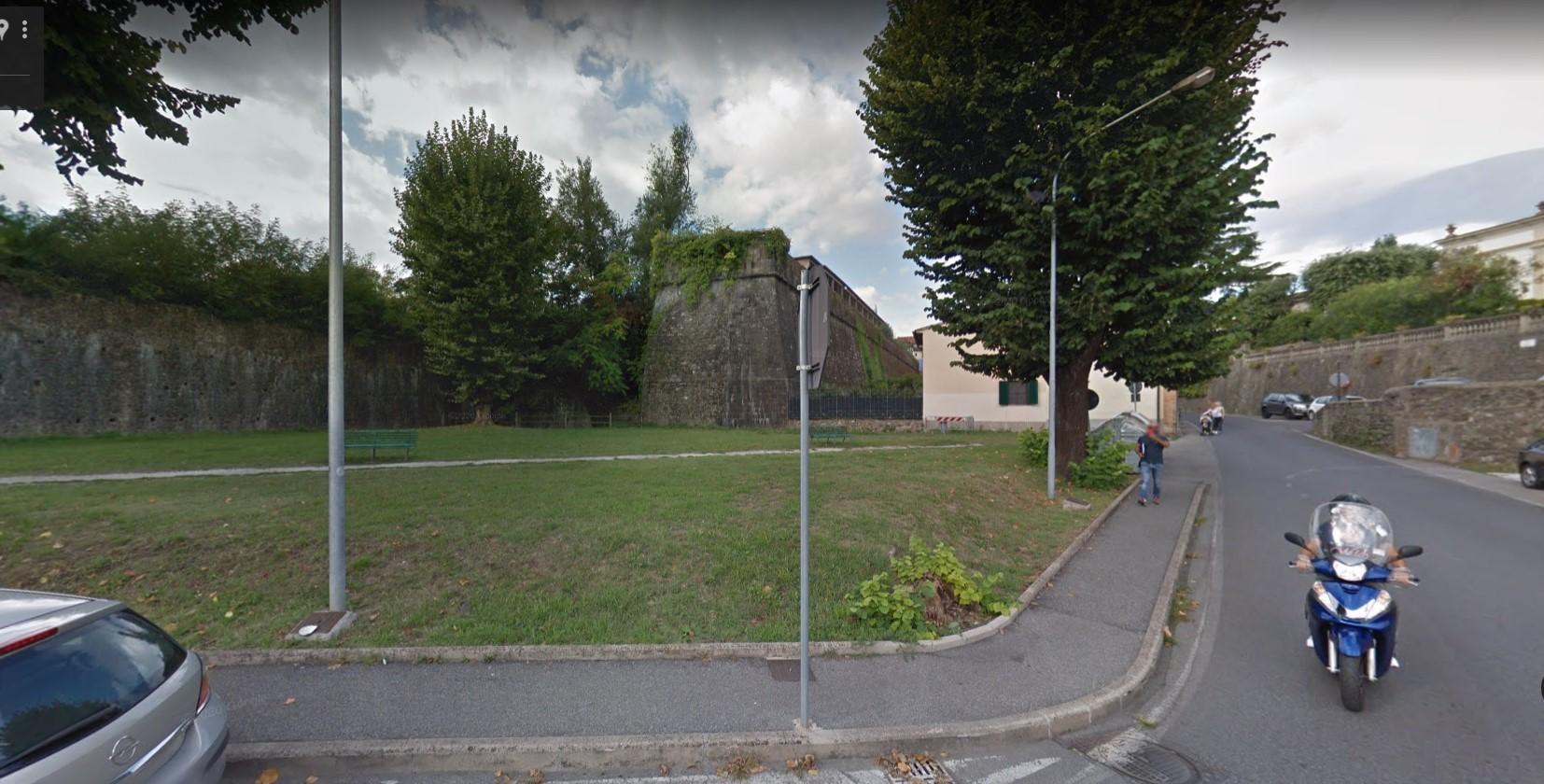Il lato del Bastione Thyrion da cui si è gettata la giovane mamma