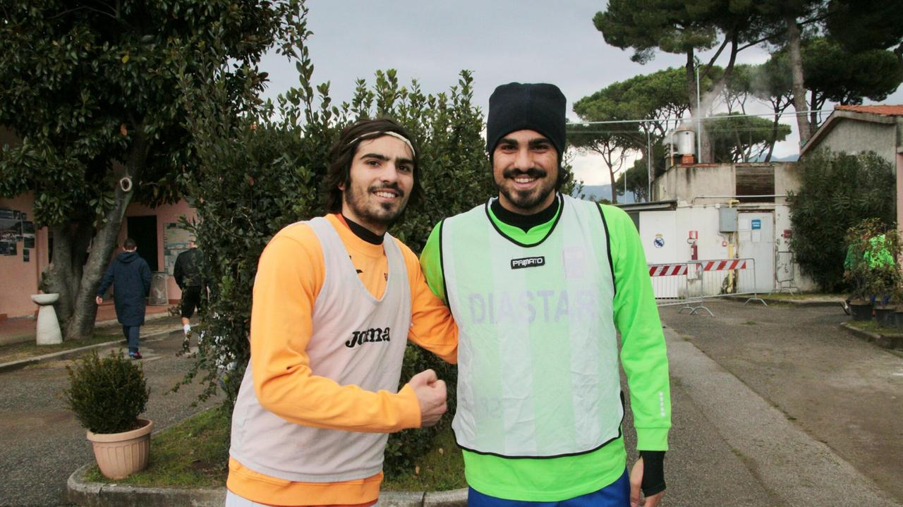 Marco Maccabruni (Real Forte Querceta) e il fratello Fabio (Seravezza)