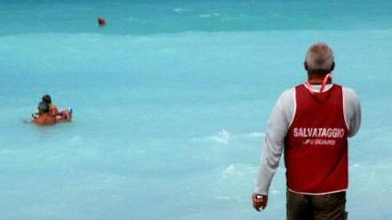 Undici bagnini per garantire sicurezza sulle spiagge libere