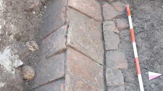 Tombe e mosaici: ecco i “tesori” emersi dagli scavi a San Prospero