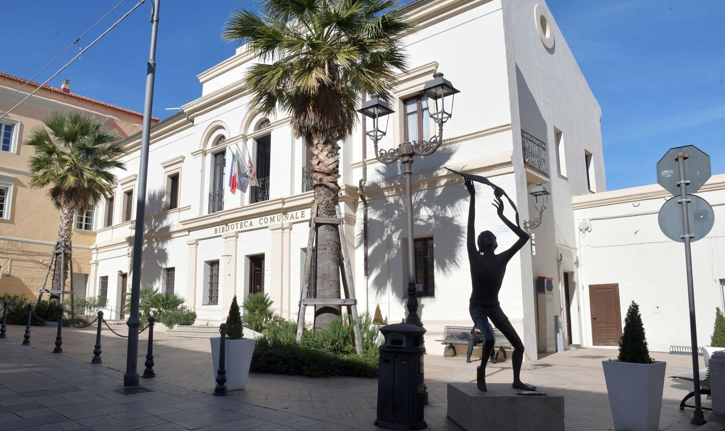 La biblioteca comunale riapre al pubblico, ma su prenotazione
