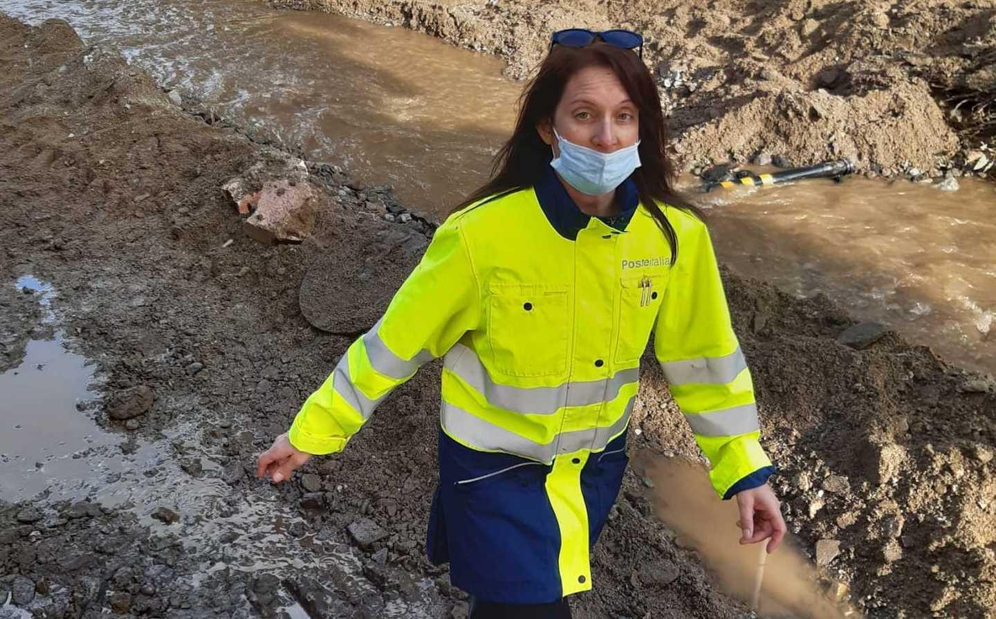 Bitti appello dei cittadini: «Rivogliamo la postina» 