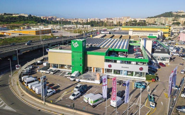 Ruba un'Alfa Romeo nuova fiammante in una concessionaria di Cagliari 