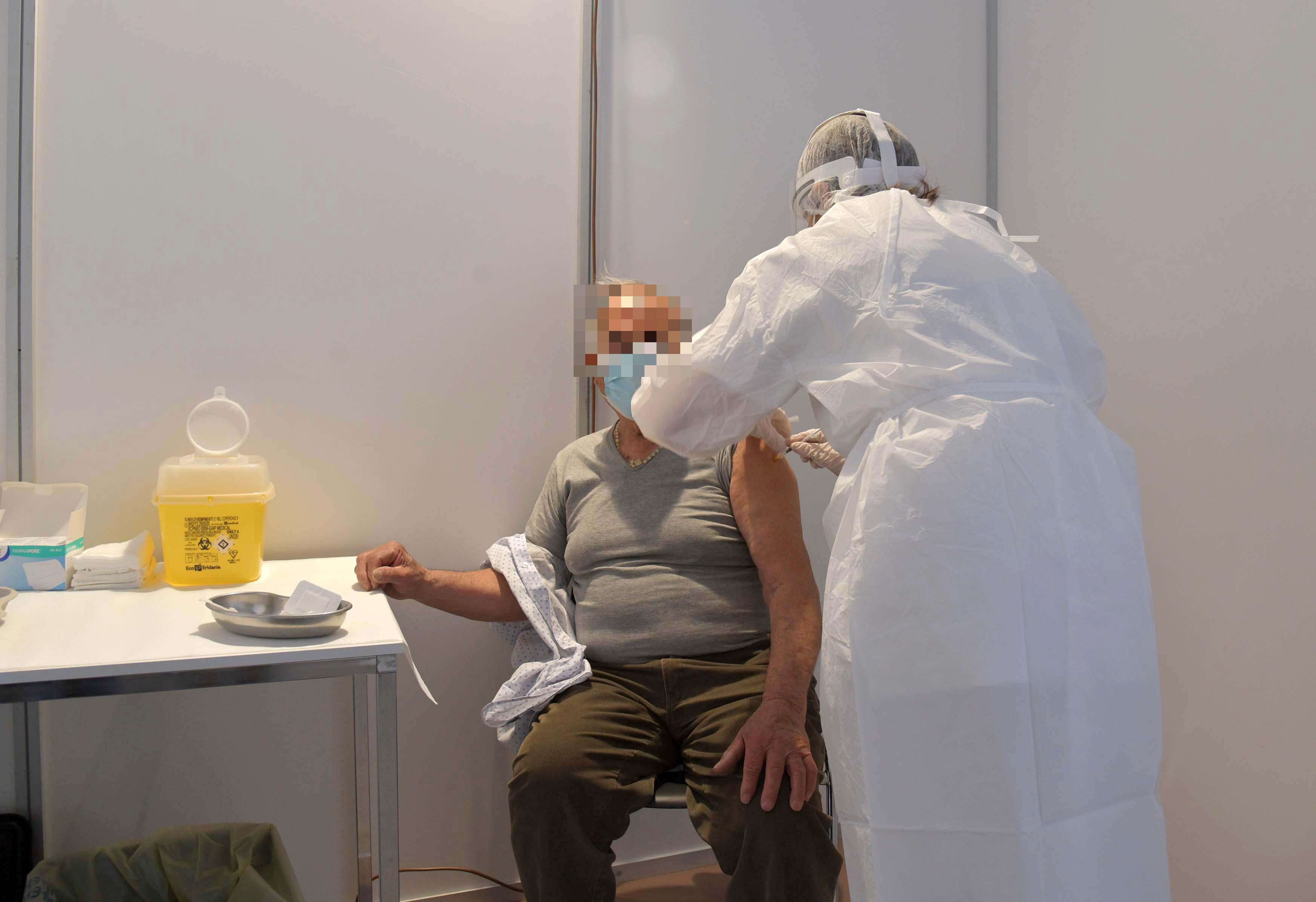 Covid, vaccini: Sardegna a quota 700mila inoculazioni