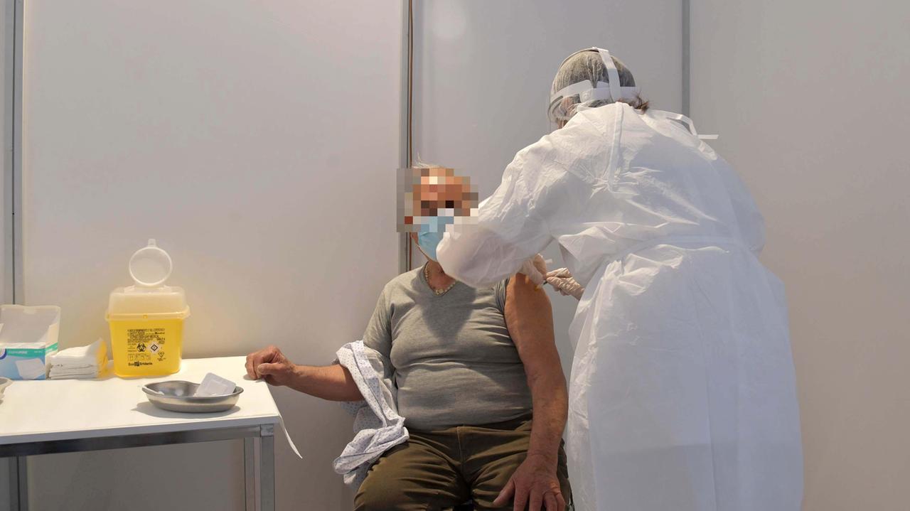Covid, vaccini: Sardegna a quota 700mila inoculazioni