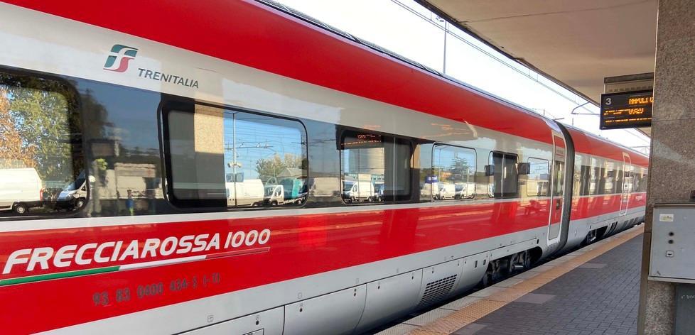 Il Frecciarossa lascia (di nuovo) a piedi gli apuani