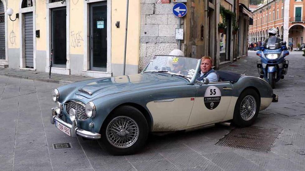 Tornano a Fivizzano le auto d’epoca di Terra di Canossa