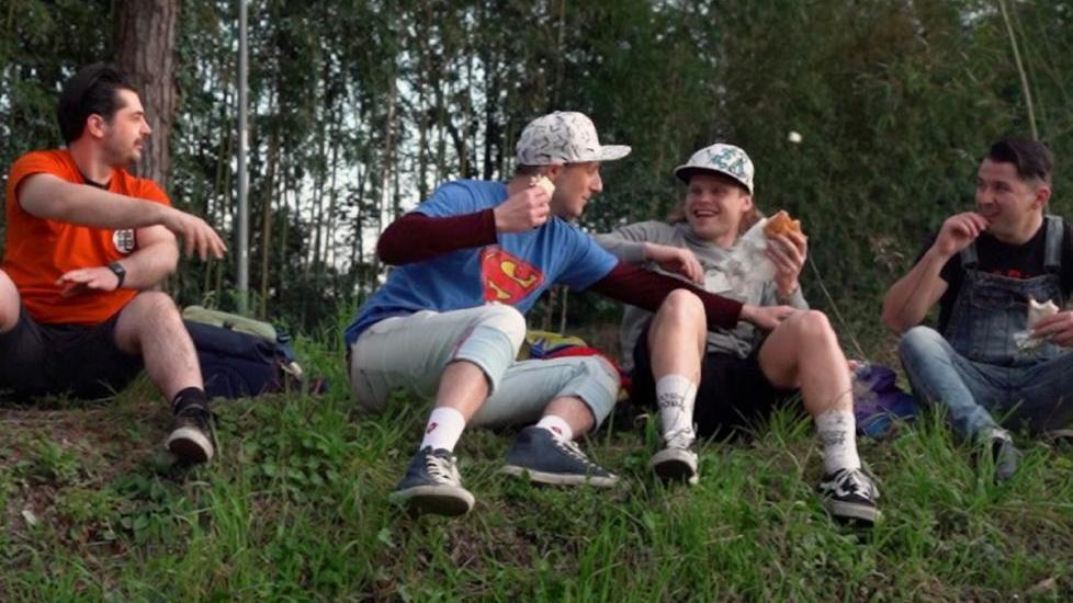 Lamarea diventa grande Uscito il nuovo singolo della band camaiorese