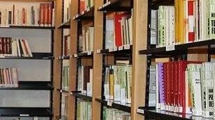 Riapre la biblioteca, l’ingresso adesso è libero