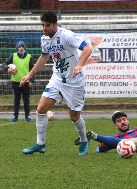 Il bomber di Cecina continua a fare gol ora Giacomo Vanni è il re della Versilia 