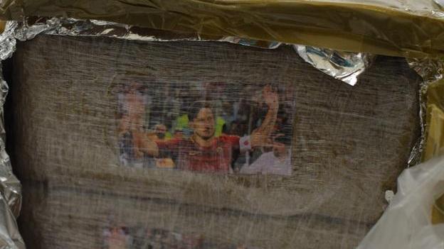 Hascisc, condanna soft alla cameriera 22enne Ha evitato il carcere