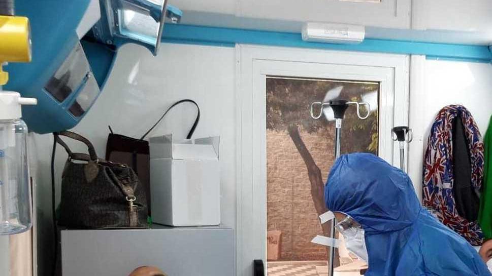Avis, una raccolta di sangue con borsa di studio