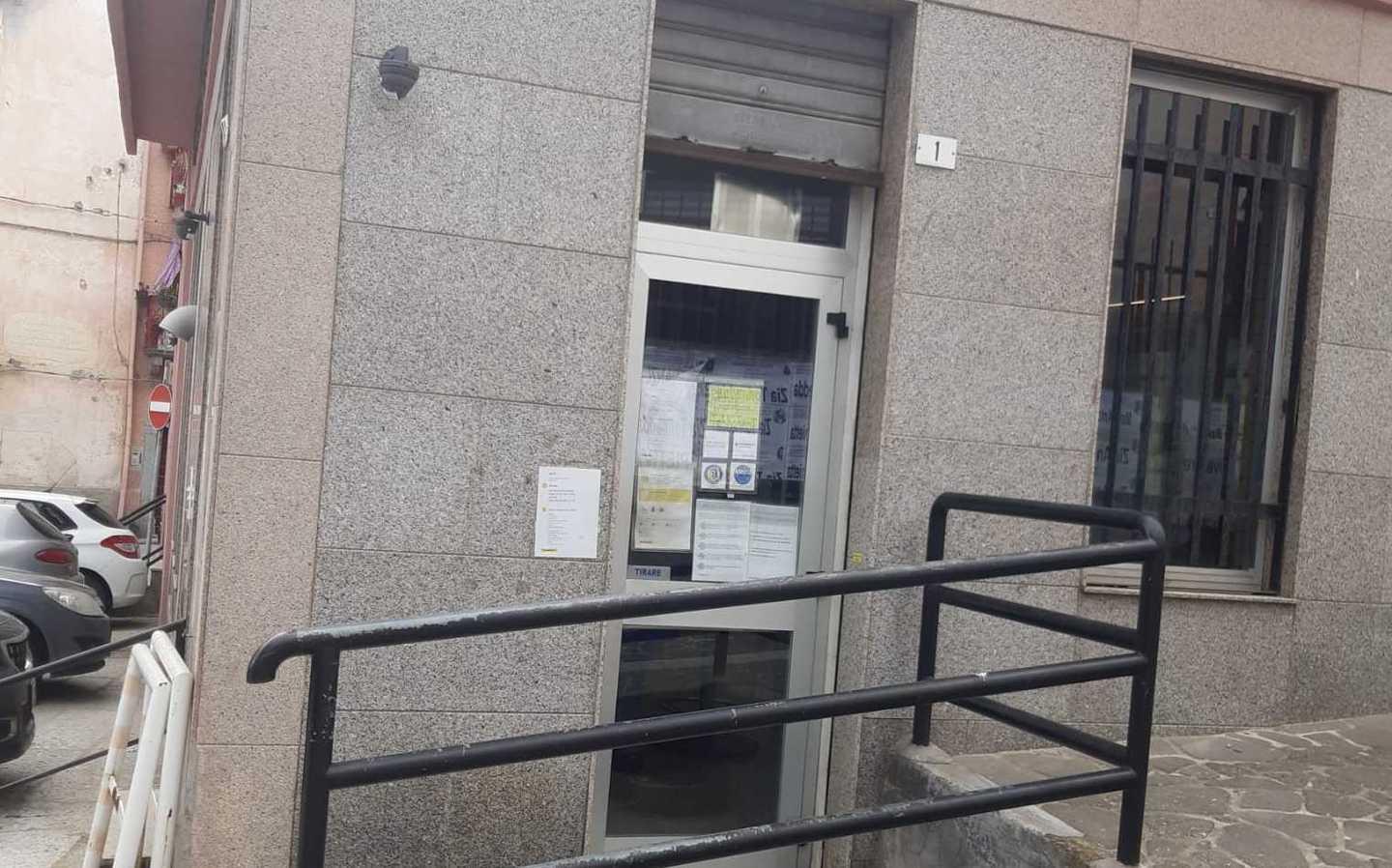 «La portalettere spostata in base alla graduatoria» 
