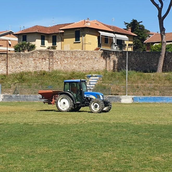 I lavori sul terreno di gioco