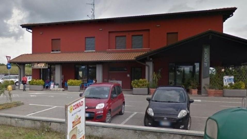 Il supermercato Conad a Forche di Puianello chiuso da tempo
