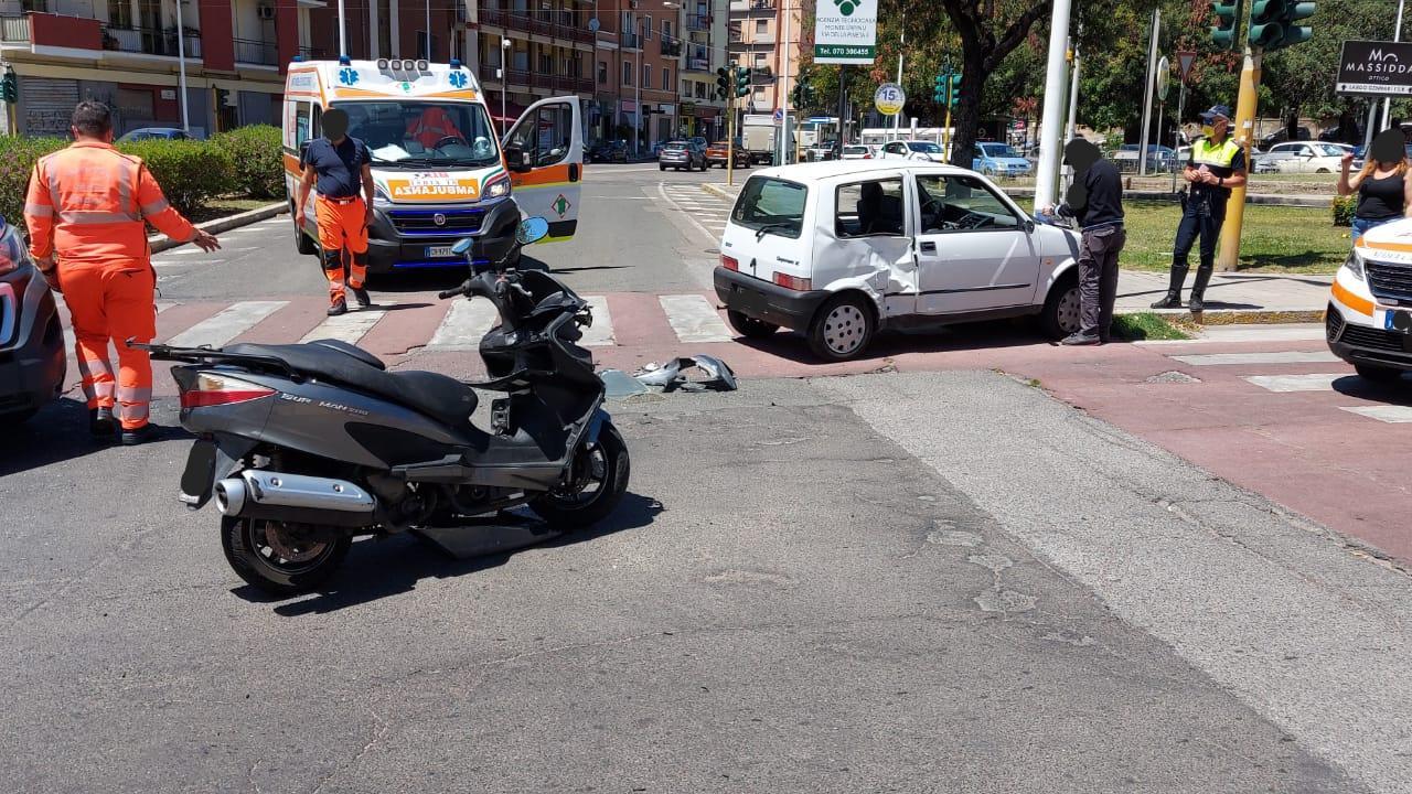 L'incidente fra via Scano e il Largo Gennari a Cagliari