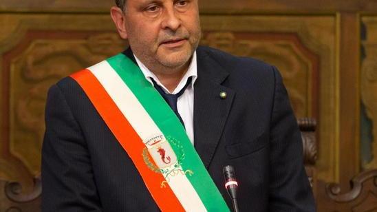 Giurlani non decide, l’opposizione attacca