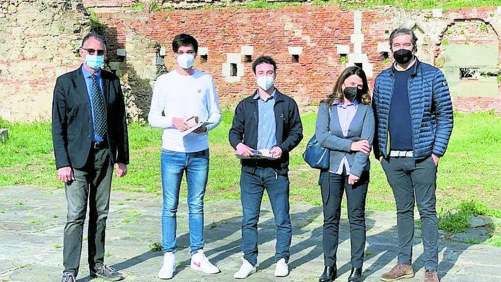 Promossi col massimo all’esame di maturità: premiati Baldini e Pezzini
