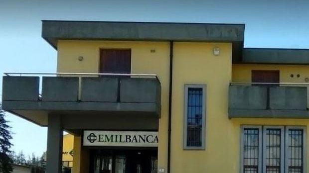 EmilBanca, altri 2 furti In azione la banda della cassa continua