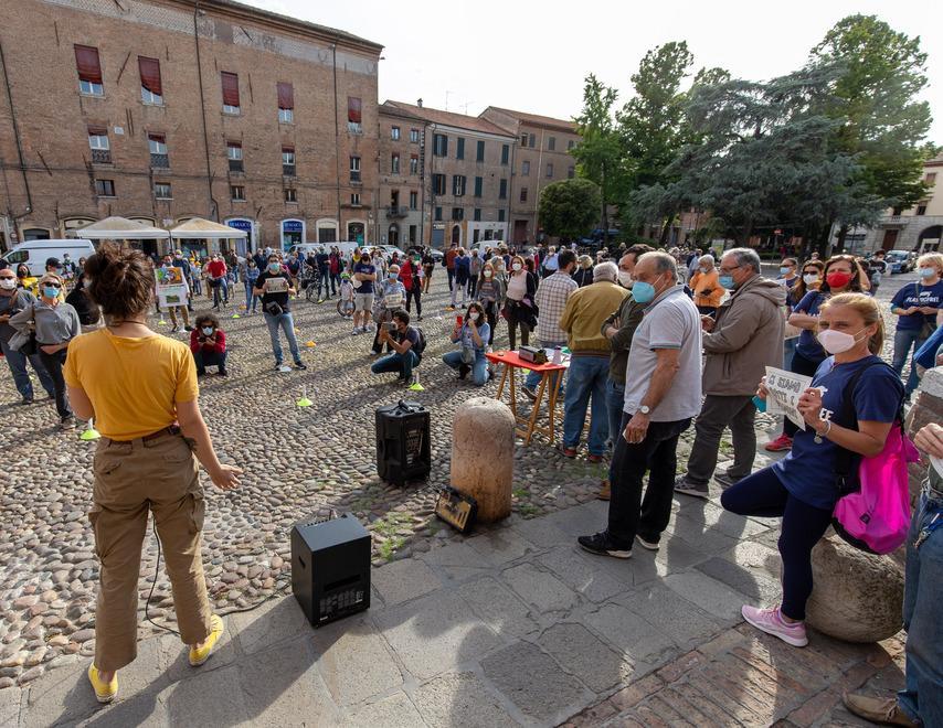 In piazza torna la rete degli ambientalisti: «Dismettere l’inceneritore» 