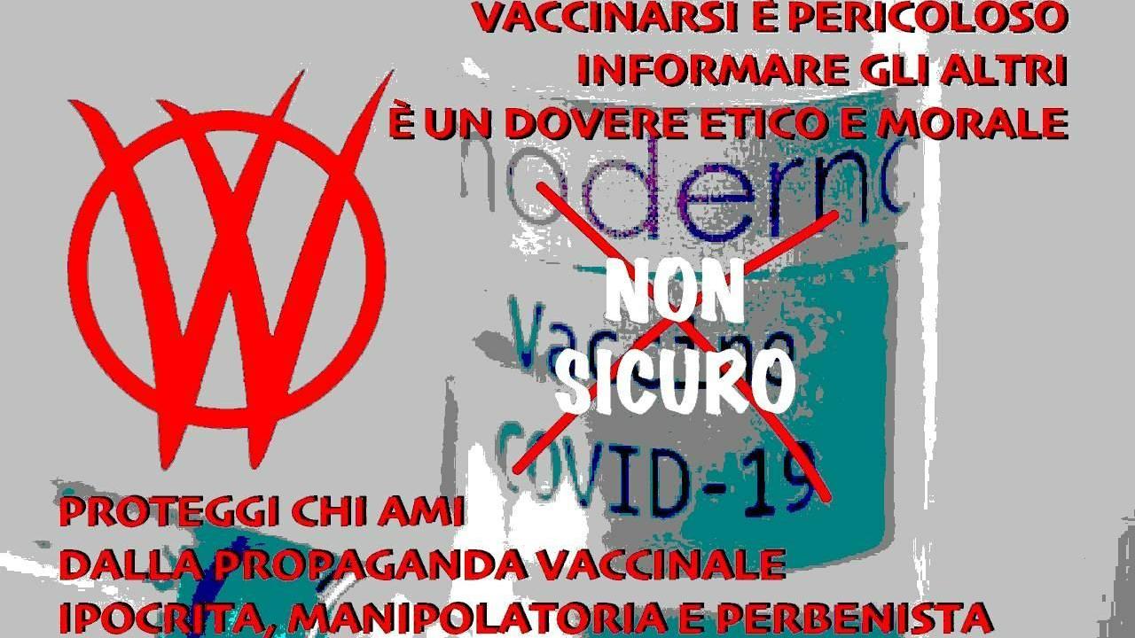 Una delle immagini postate come commento alla foto del sindaco