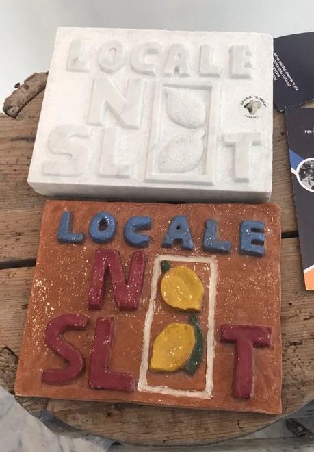 Le idee dei ragazzi per le insegne “no slot” dei locali della città 