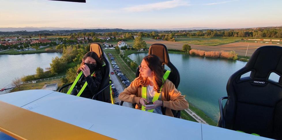 Aperitivo con vista sul lago