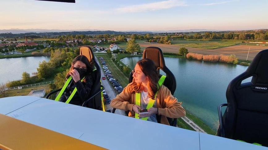 Aperitivo con vista sul lago