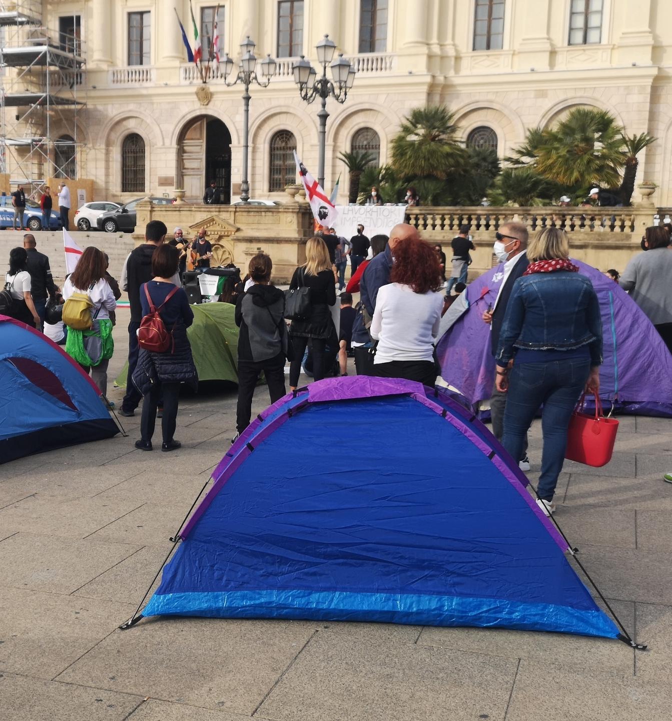 “Tende in piazza” con gli artisti è stata rinviata a sabato 5 giugno