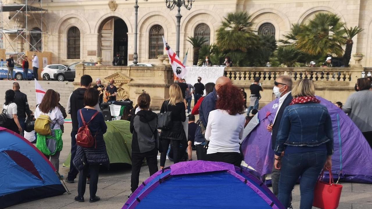 “Tende in piazza” con gli artisti è stata rinviata a sabato 5 giugno