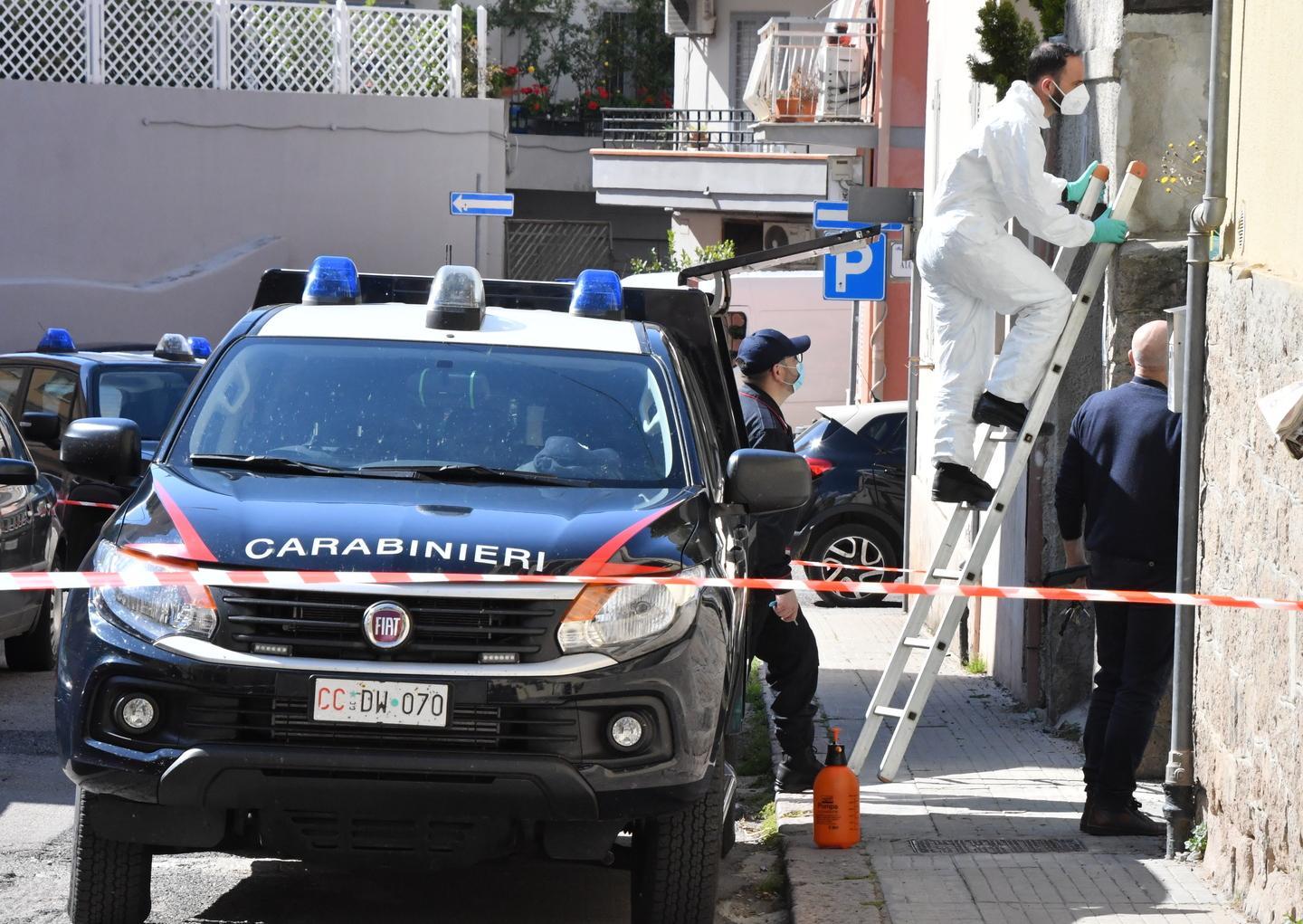 Dettori in aula per un altro processo lancia accuse, allontanato